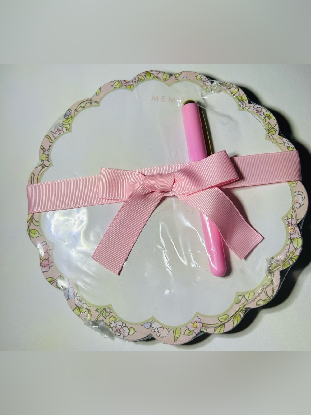 New OCS Designs Blushing Bloom Scalloped Notepad Pink Ribbon 100 Sheets Pink Pen
